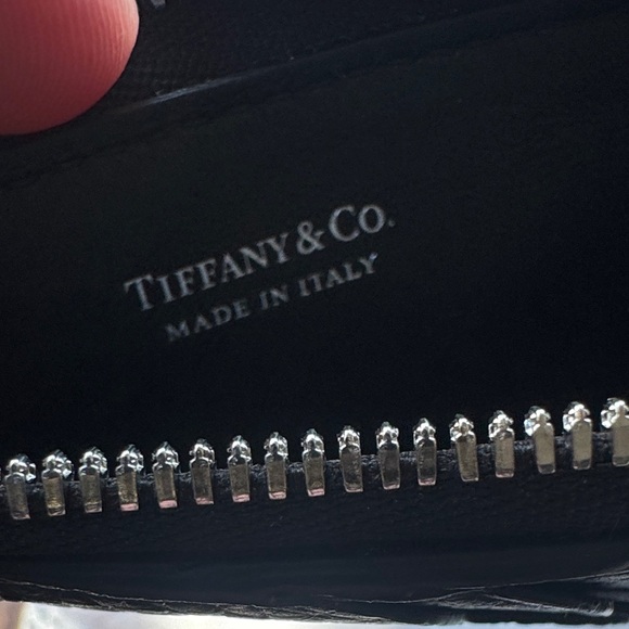 Tiffany & Co. Black Embossed Leather Card Holder - return to Tiffany - Picture 8 of 10